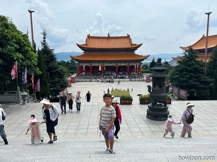 Pioneering New Paths in China: The Three Pagodas - Emerging Adventurers