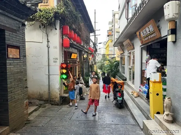 Pioneering New Paths in China: Kunming - Emerging Adventurers