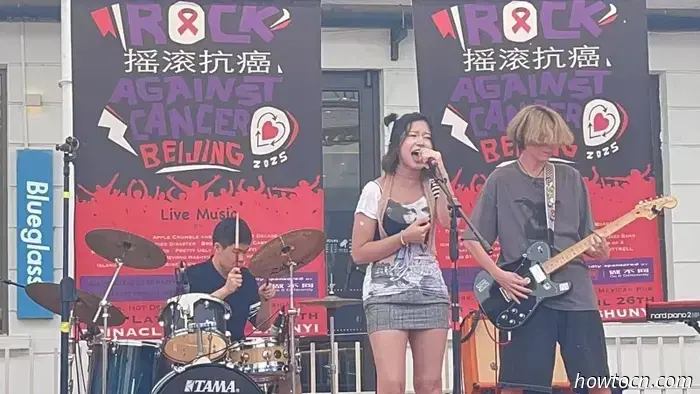 Let's Kick Off This Patty: Entertainment at Juicy Burger Fest