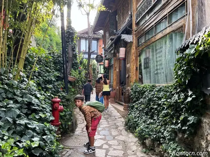 Aprire nuovi orizzonti in Cina: Baisha e Shuhe - esploratori alle prime armi