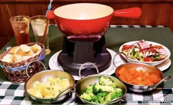 Десять мест, где можно насладиться сырным фондю