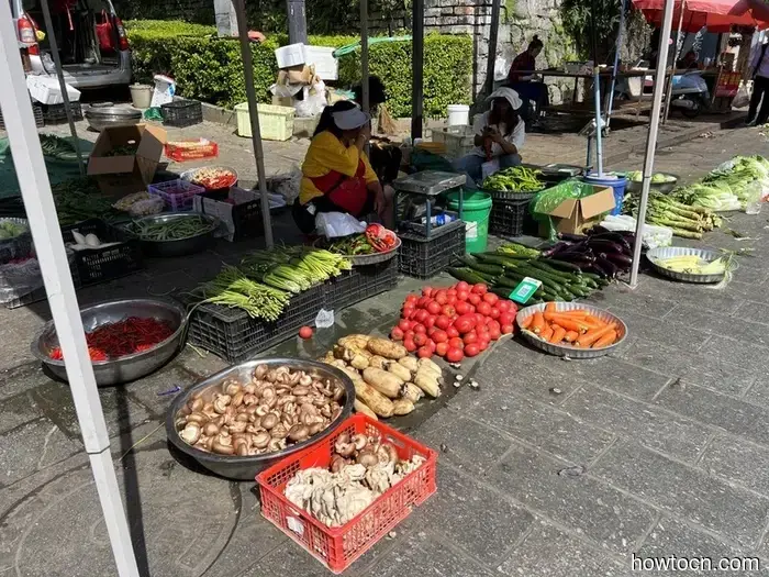 Pioneering New Paths in China: The Three Pagodas - Emerging Adventurers