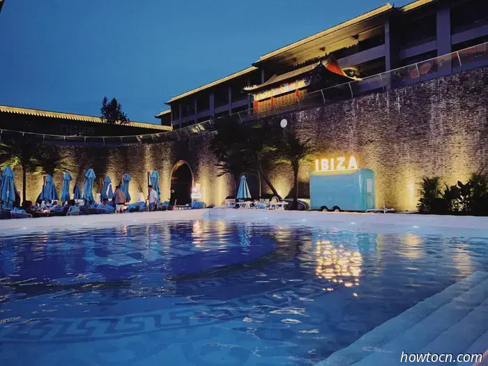 Things to Try: New Pool Club, Beer Locations, Whisky Festival, and More