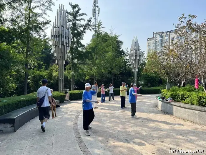 Осваивая новые горизонты в Китае: Русская улица в Даляне — начинающие исследователи