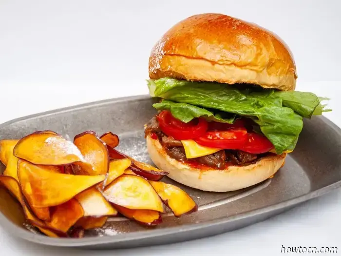 Top-Tier Burgers: A Complete List of the Remaining Flavorful Burger Fest Vendors