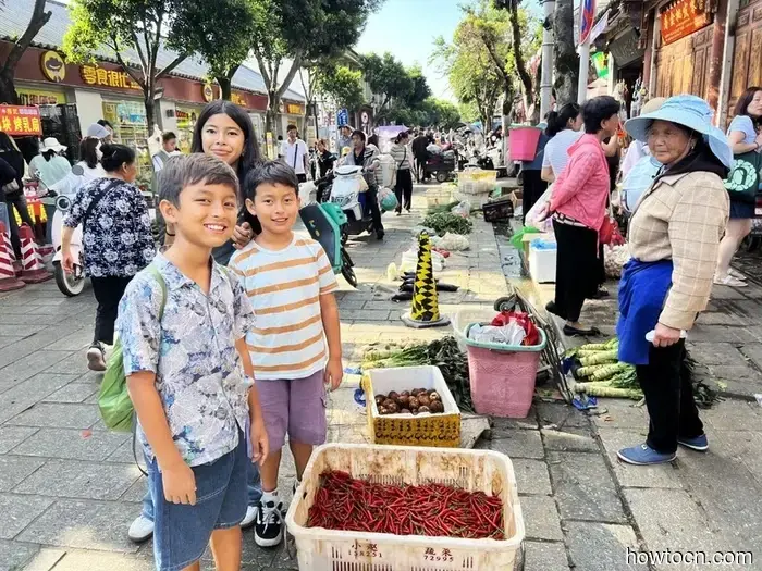 Pioneering New Paths in China: The Three Pagodas - Emerging Adventurers