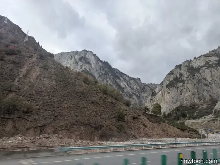 Ürümqi - Herbst 2025 und Winter 2026