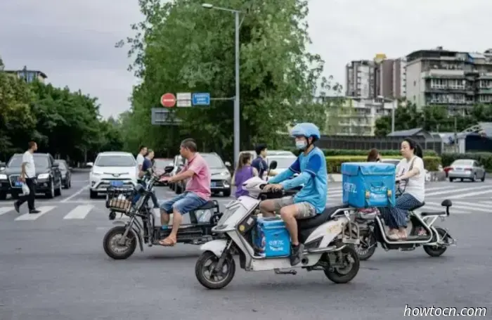 Notizie di Pechino: Avviso del CDC sulla chikungunya, truffe e sicurezza dell'elmo