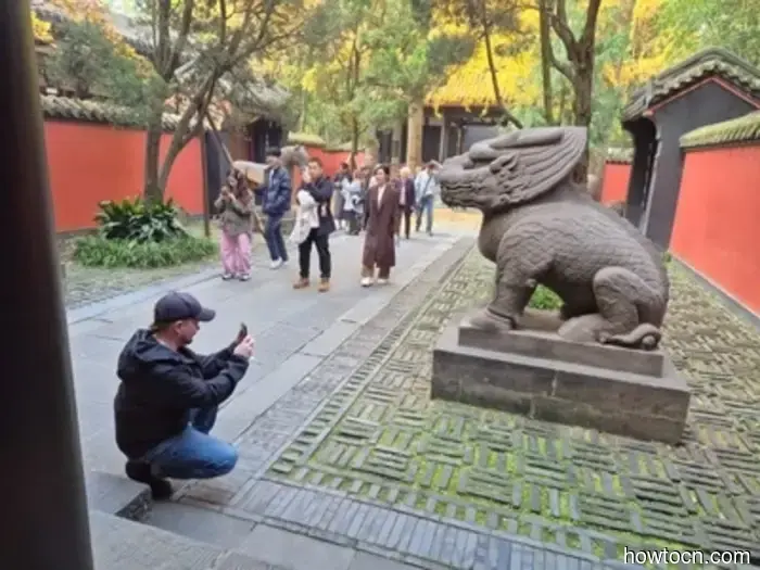 A brief view of the Himalayas - Step back to Mainland China - hennaonthetrek