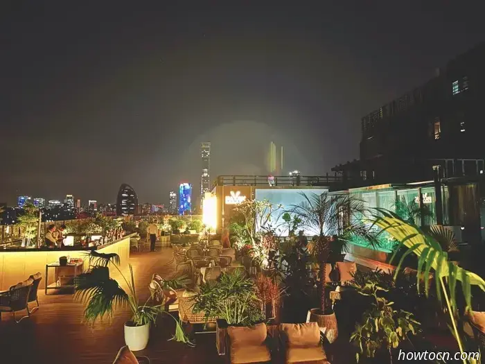 Rooftops and Terraces in Beijing: Sanlitun and Gongti
