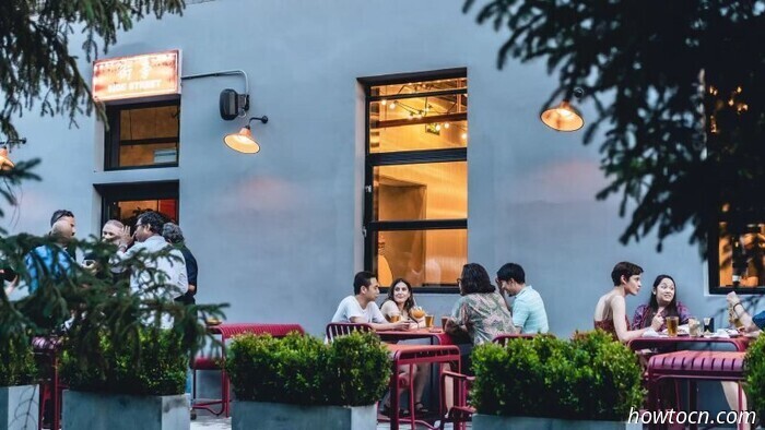 Uno sguardo ai (più o meno) beer garden di Pechino