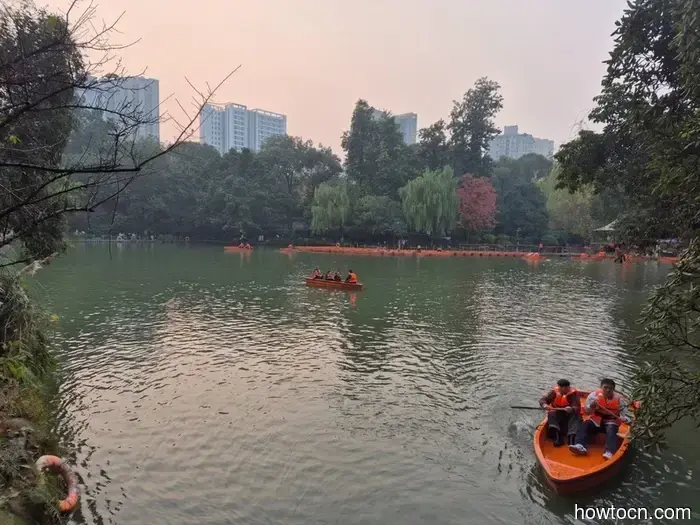 A brief view of the Himalayas - A quick return to Mainland China - hennaonthetrek