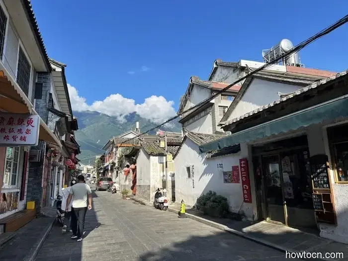 Pioneering New Paths in China: The Three Pagodas - Emerging Adventurers