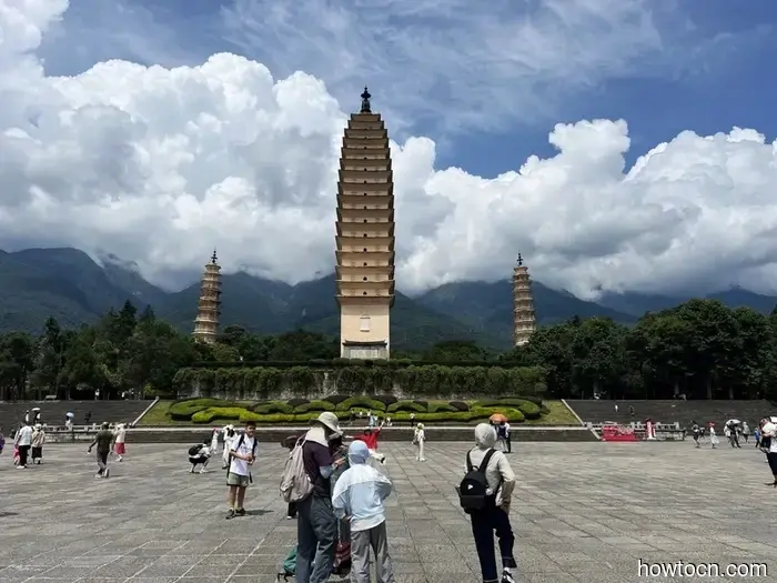 Pioneering New Paths in China: The Three Pagodas - Emerging Adventurers