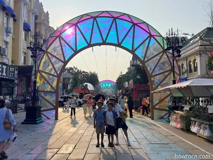 Осваивая новые горизонты в Китае: Русская улица в Даляне — начинающие исследователи