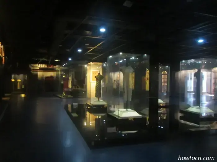 Silk Weaving Museum and Six Dynasties Museum - No Specific Location