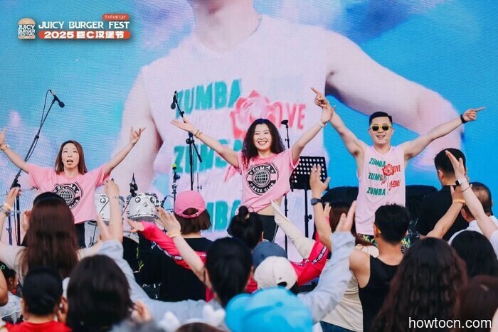 Выступите на сцене Juicy Burger Fest (или ваша группа)