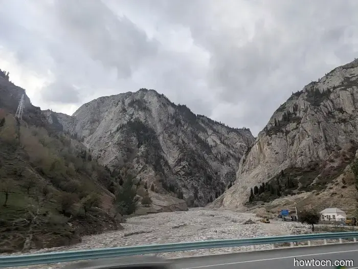 Ürümqi - Herbst 2025 und Winter 2026