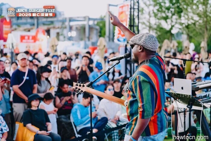 Выступите на сцене Juicy Burger Fest (или ваша группа)