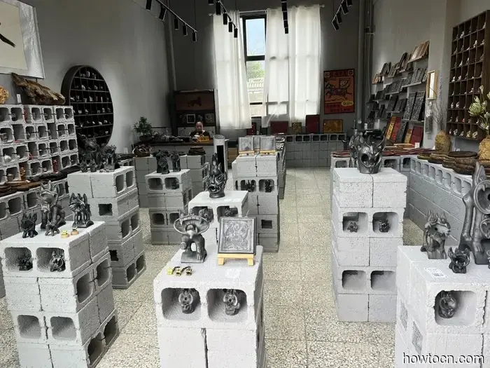 Pioneering New Paths in China: The Three Pagodas - Emerging Adventurers