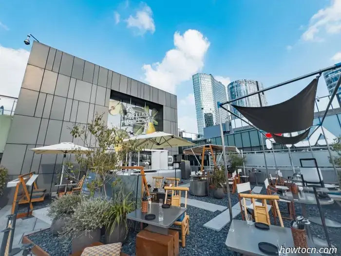 Rooftops and Terraces in Beijing: Sanlitun and Gongti