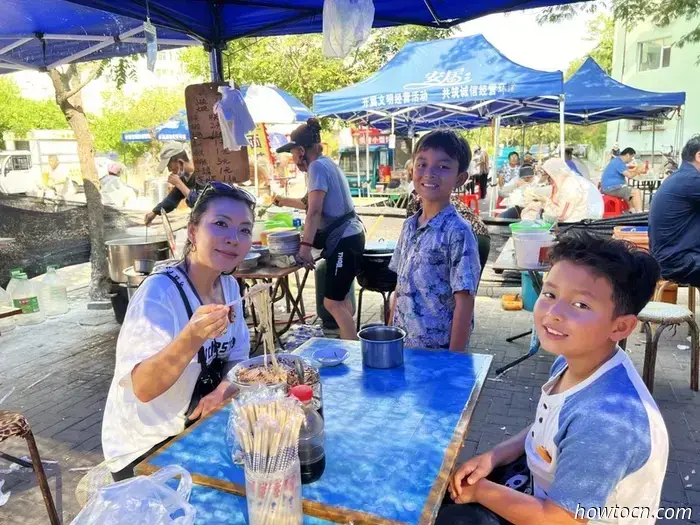 Осваивая новые горизонты в Китае: Русская улица в Даляне — начинающие исследователи