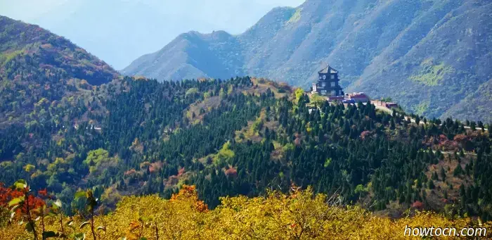 Ammira le spettacolari foglie autunnali in questi luoghi di Pechino