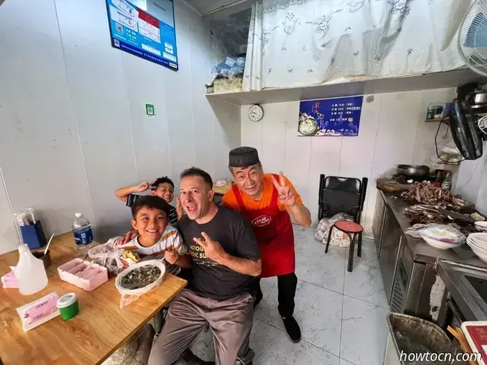 Pionierarbeit in China: Dalians Märkte, Tag und Nacht – Junge Entdecker