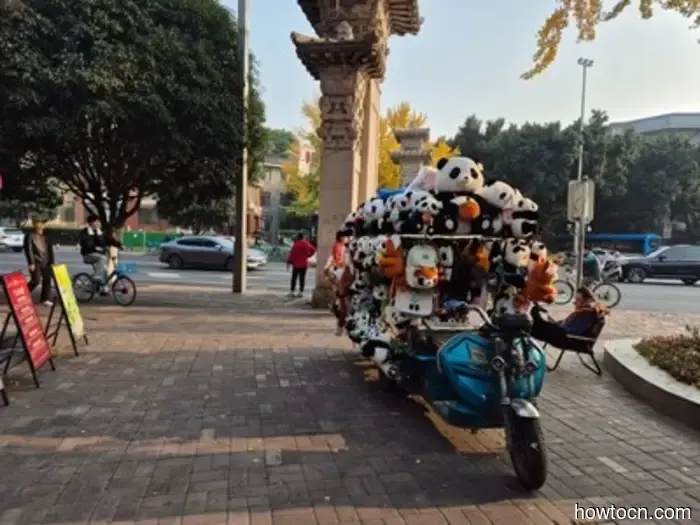 A brief view of the Himalayas - A quick return to Mainland China - hennaonthetrek