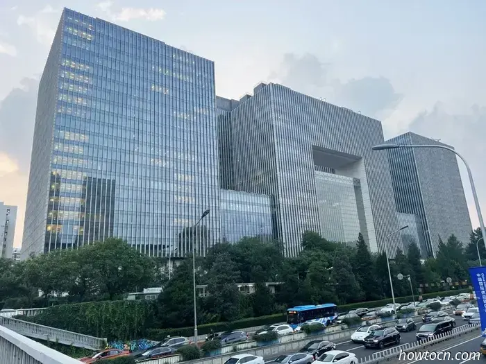 Neuland in China erschließen: Die Seen Beijings und 798 – Junge Entdecker