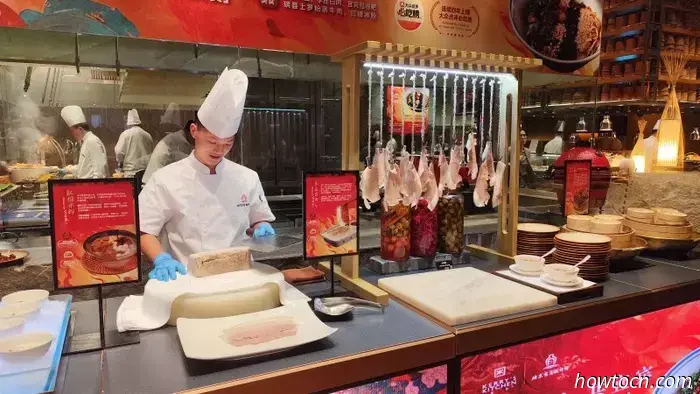 Genießen Sie authentische Aromen aus Yibin in Kerrys Küche.