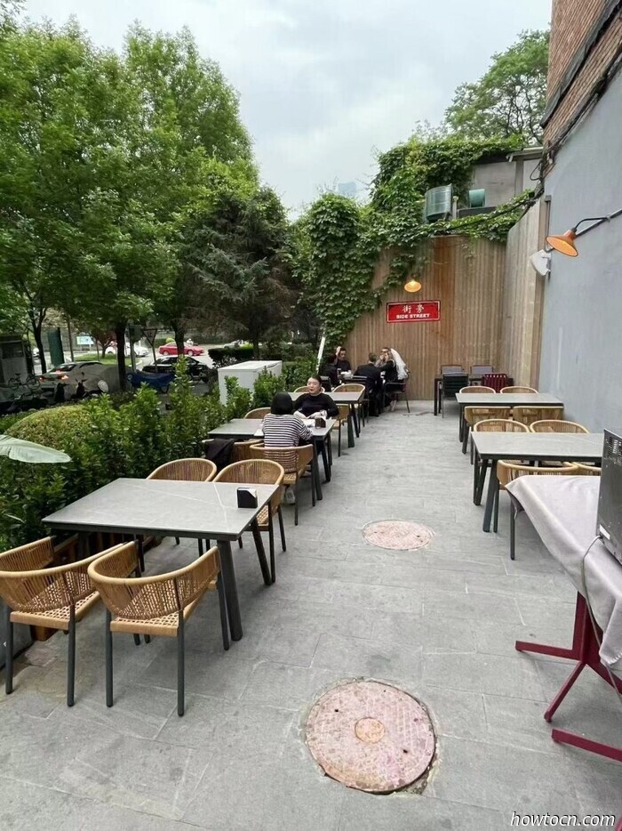 Uno sguardo ai (più o meno) beer garden di Pechino