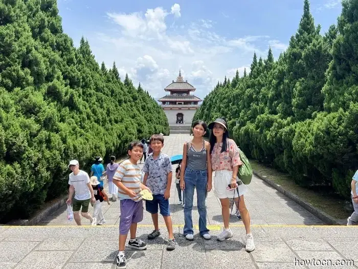 Pioneering New Paths in China: The Three Pagodas - Emerging Adventurers