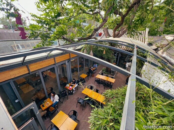 Uno sguardo ai (più o meno) beer garden di Pechino