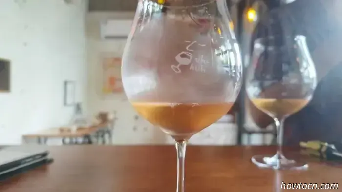 Uh-huh, Owner Discusses Near Closure and Operating a Wine Bar in BJ.